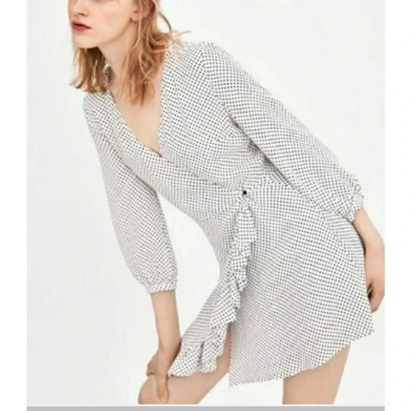 Zara TRF Polka Dot Ruffle Wrap Romper Size XS White & Black 14489 - Picture 2 of 14